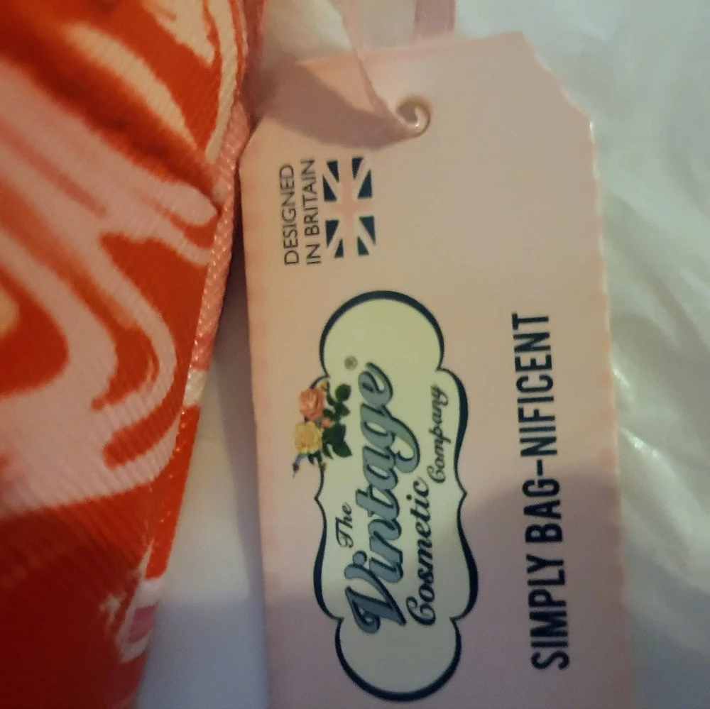 Cosmetic Pouch The Vintage‎ Cosmetic Company Orange Swirl Faux Leather, NWT